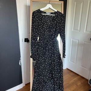 Carly Jean Los Angeles Black Floral High-Low Dress – Size S